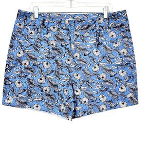 Womens 14 Comfy Royalty Fan Leaf Design HighRise 3-Button Short with Banded Hem